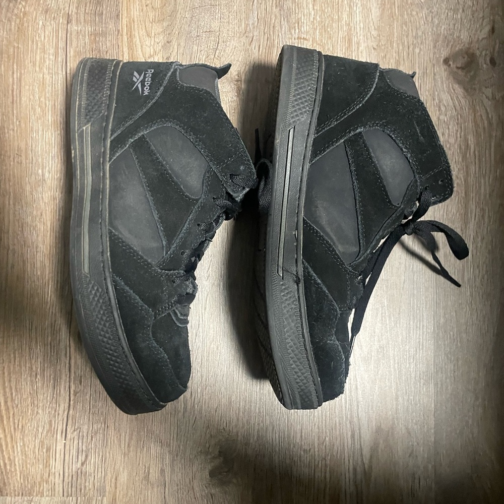 Reebok Men's Black Suede Sneakers slip resistant